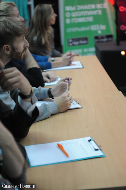 Торговый центр «Секрет» отметил свой День рождения Чемпионатом по поеданию бургеров и выбором «Мисс Секрет»