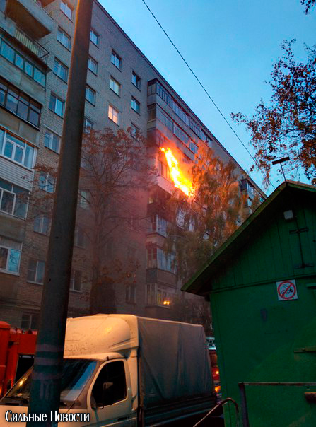 Крупный пожар в жилом доме на Кожара: сгорели несколько балконов (фото, видео)