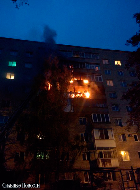 Крупный пожар в жилом доме на Кожара: сгорели несколько балконов (фото, видео)