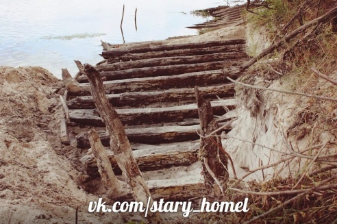 Под Гомелем археологи нашли старинное судно (фото)