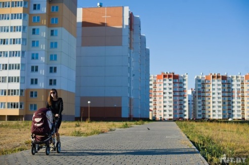 «Хотят строить кафе — а нужны поликлиника, садик и школа»: беды нового «панельного» района Гомеля