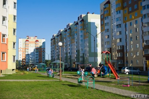 «Хотят строить кафе — а нужны поликлиника, садик и школа»: беды нового «панельного» района Гомеля