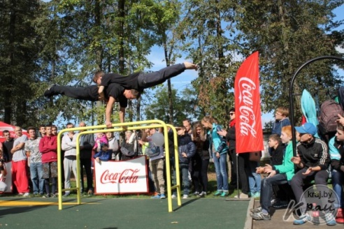 Капитан команды воркаутеров из Вилейки Виталий Зубати установил рекорд по количеству подтягиваний на перекладине (ФОТО)