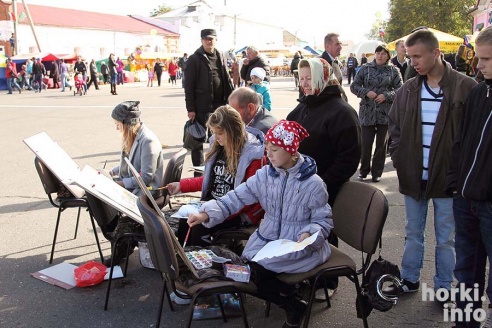 Финберг, танцы и сувениры на память – 60 фотографий о том, как Мстиславлю исполнилось 880 лет