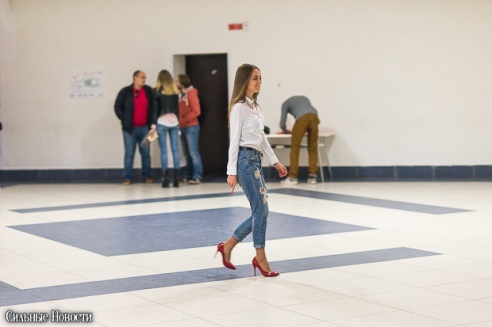 Фоторепортаж: в ГЦК прошел кастинг конкурса «Мисс Гомель-2015»