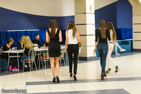 Фоторепортаж: в ГЦК прошел кастинг конкурса «Мисс Гомель-2015»