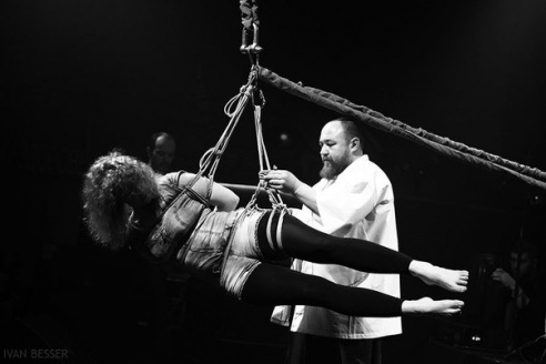 В Гомеле впервые проведут шоу эстетического японского связывания — шибари