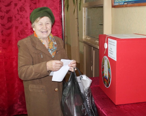 Досрочное голосование по выборам президента Республики Беларусь проходит в Костюковичах