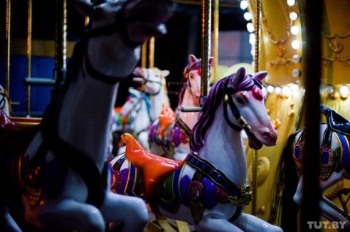 Как выглядит центральный гомельский парк вечером