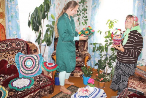 Корреспондент районной газеты «Голас Касцюкоушчыны» работала социальным работником (+ фото)