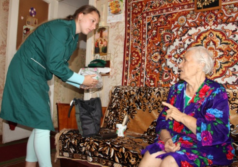 Корреспондент районной газеты «Голас Касцюкоушчыны» работала социальным работником (+ фото)