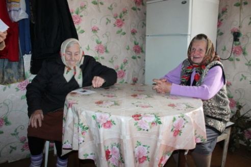 Информационно-социальный поезд «Забота» продолжает курсировать по населенным пунктам Костюковичского района (+ фото)