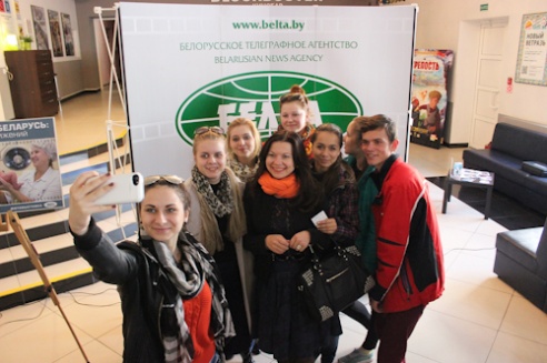 Фотовыставка «Суверенная Беларусь: эпоха достижений» начала свою работу в Могилеве