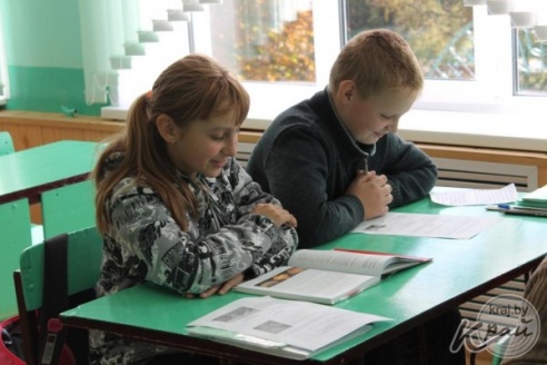 Молодой учитель в деревенской школе на Вилейщине: Почему-то дети не любят историю (ФОТО)