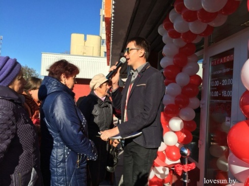 Сувениры, акции, развлекательная программа. В Светлогорске открылся первый магазин сети "Мегатоп"