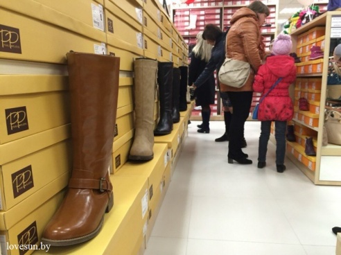 Сувениры, акции, развлекательная программа. В Светлогорске открылся первый магазин сети "Мегатоп"