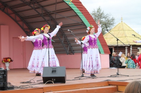 Избиратели в Костюковичах в день выборов окунулись в праздничную атмосферу (+ фото)
