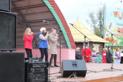 Избиратели в Костюковичах в день выборов окунулись в праздничную атмосферу (+ фото)