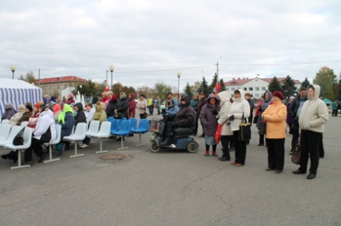 Избиратели в Костюковичах в день выборов окунулись в праздничную атмосферу (+ фото)