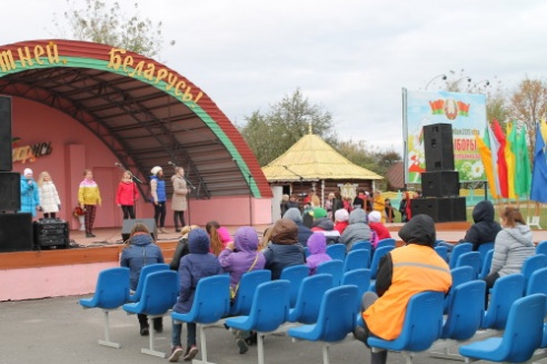 Избиратели в Костюковичах в день выборов окунулись в праздничную атмосферу (+ фото)