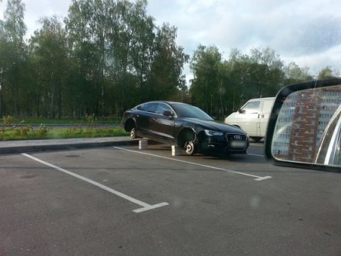 В Орше воруют колеса