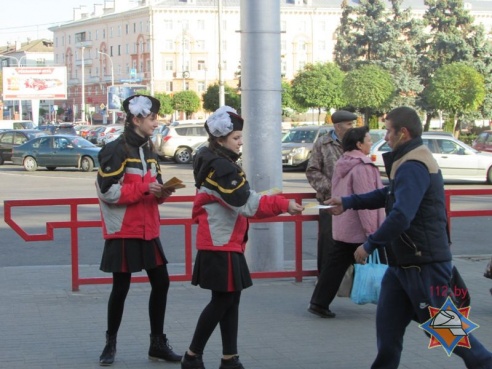 В Гомеле на Привокзальной площади возвели макет печи