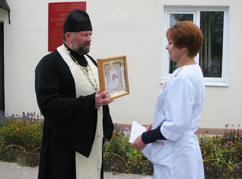 Лячыць у комплексе і цела, і душу