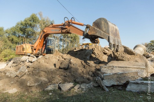 В Гомеле ведутся работы по строительству дороги от дома № 96 по ул. Головацкого до ул. Юбилейной