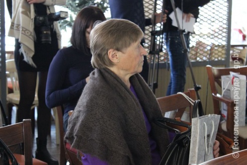 В Гомеле открыли бесплатные курсы для пенсионеров «Планшет с нуля»