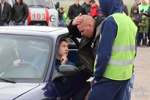 Маневрирования автомобилистов в Горках. 90 фото!