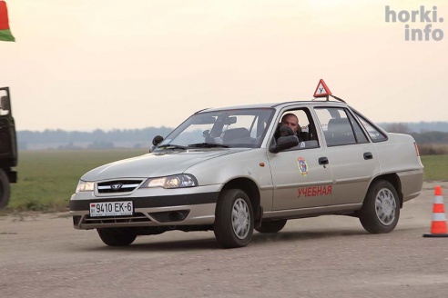 Маневрирования автомобилистов в Горках. 90 фото!