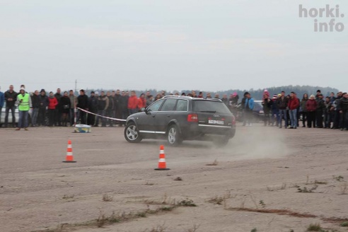 Маневрирования автомобилистов в Горках. 90 фото!