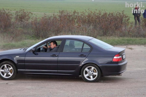 Маневрирования автомобилистов в Горках. 90 фото!