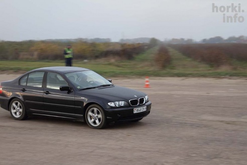 Маневрирования автомобилистов в Горках. 90 фото!