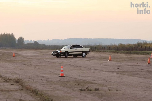 Маневрирования автомобилистов в Горках. 90 фото!