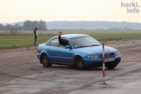Маневрирования автомобилистов в Горках. 90 фото!