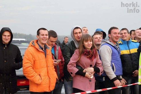 Маневрирования автомобилистов в Горках. 90 фото!