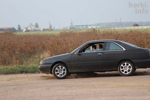 Маневрирования автомобилистов в Горках. 90 фото!