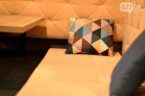 Гомельский паб «Гарри Портер» расширился: новый зал в стиле лофт совместил в себе кальянную и суши-бар