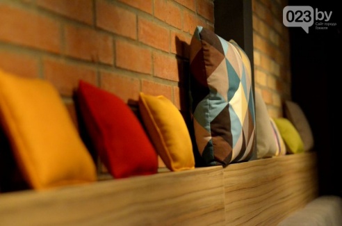 Гомельский паб «Гарри Портер» расширился: новый зал в стиле лофт совместил в себе кальянную и суши-бар