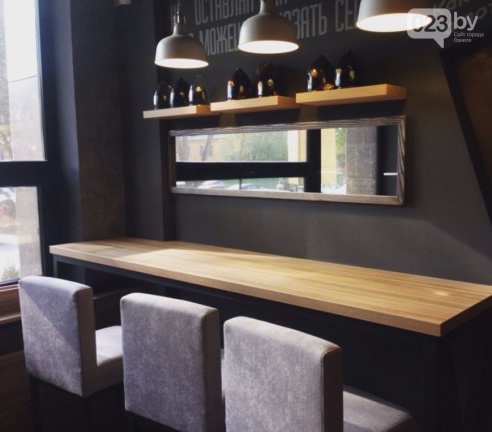 Гомельский паб «Гарри Портер» расширился: новый зал в стиле лофт совместил в себе кальянную и суши-бар