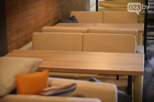 Гомельский паб «Гарри Портер» расширился: новый зал в стиле лофт совместил в себе кальянную и суши-бар