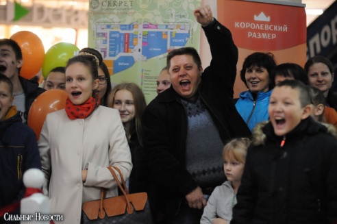 Торговый центр «Секрет» отметил свой День рождения Чемпионатом по поеданию бургеров и выбором «Мисс Секрет»