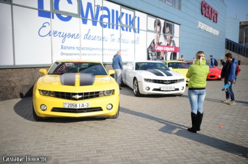 Торговый центр «Секрет» отметил свой День рождения Чемпионатом по поеданию бургеров и выбором «Мисс Секрет»