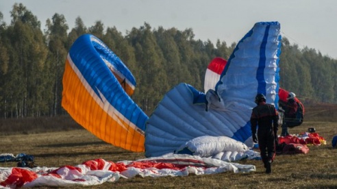 В Гомеле прошел чемпионат Беларуси по парапланеризму (фото)