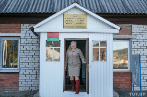 "Посмотрел, что женщина — ничего". Как живут на Дрибинщине, где более 10% голосов отдали за Короткевич