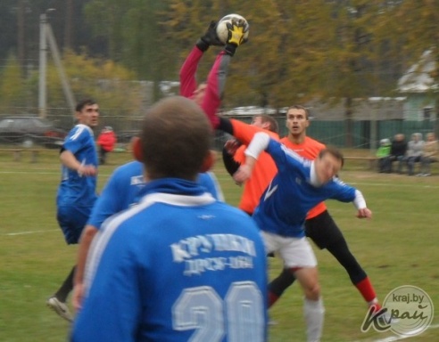 Футбол. Вилейка в гостях проиграла Крупкам, Чисть уступила в Дзержинске, Молодечно выиграло в Смолевичах (ФОТО)