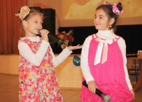 В минувшую пятницу в Костюковичах в МКЦ «Юность» состоялось заседание клуба молодой семьи «Гименей» (+ фото)