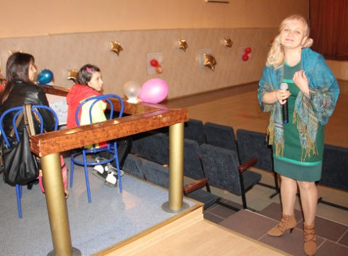 В минувшую пятницу в Костюковичах в МКЦ «Юность» состоялось заседание клуба молодой семьи «Гименей» (+ фото)