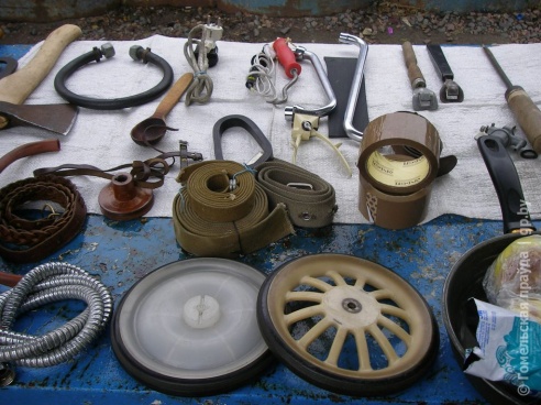 Чем живет гомельская барахолка